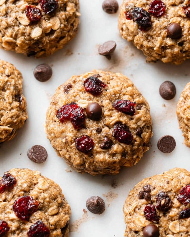 Healthy Banana Oat Cookies with Dark Chocolate and Nuts Recipe